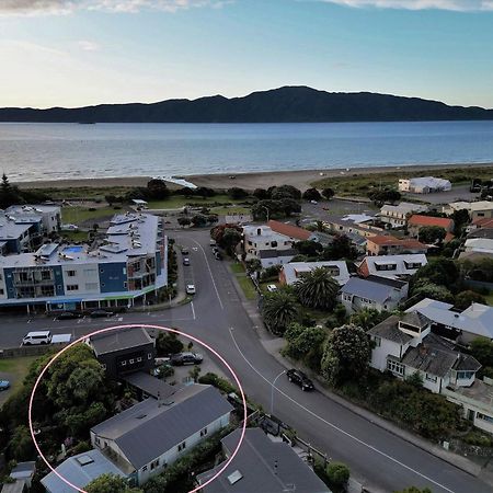 Top Floor Bed And Breakfast Paraparaumu Exterior foto